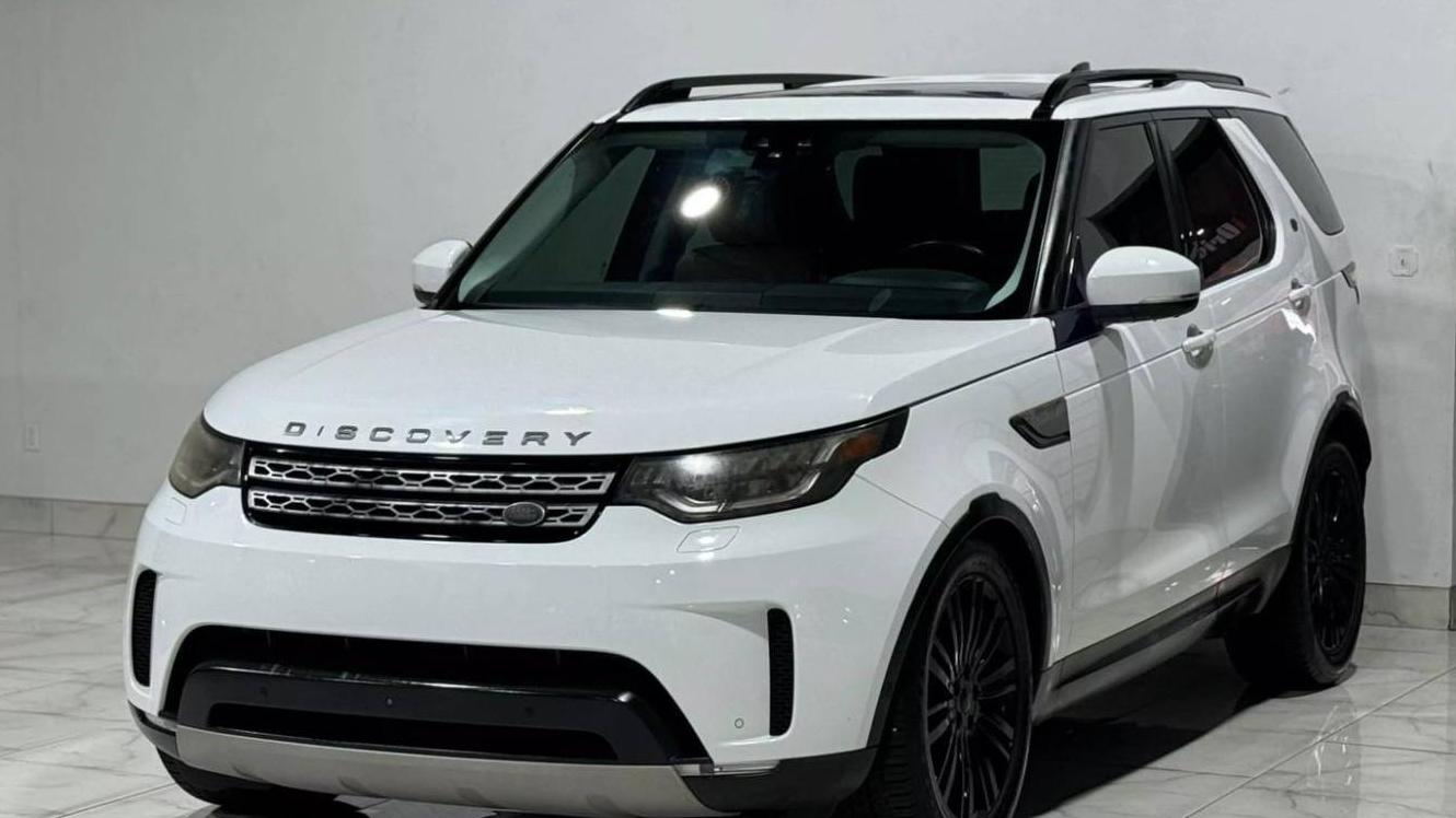 LAND ROVER DISCOVERY 2017 SALRRBBV4HA022051 image